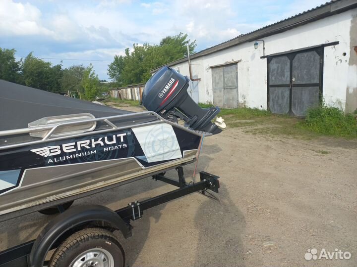 Лодка Беркут+мотор+телега