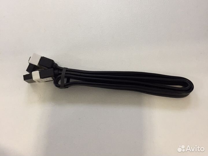 SATA кабель для подключения HDD/SSD диска