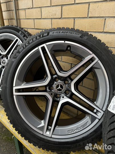 R21 Michelin X-Ice North 4 275/45, PCD 5x112 DIA 66