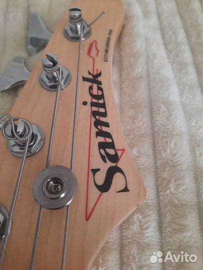Басс гитара 4 струны