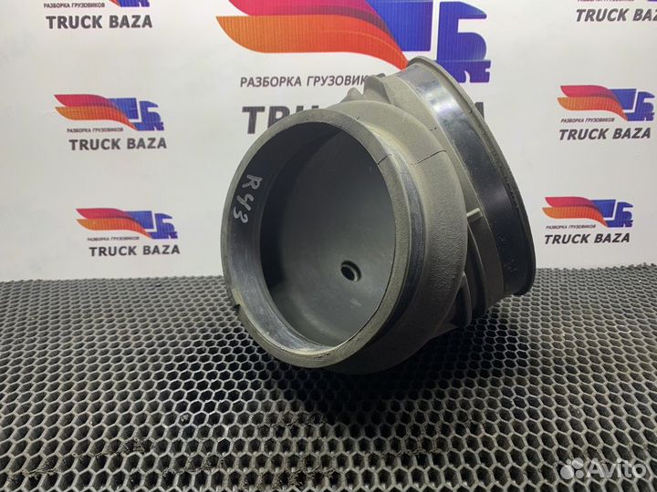 Патрубок воздушного фильтра Renault T, Volvo FM