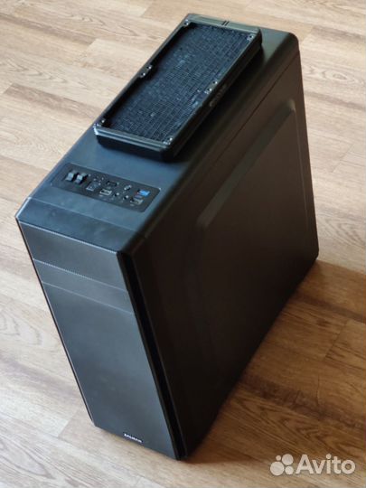 Видеокарта gigabyte 1070Ti +водяное охлажд.+корпус