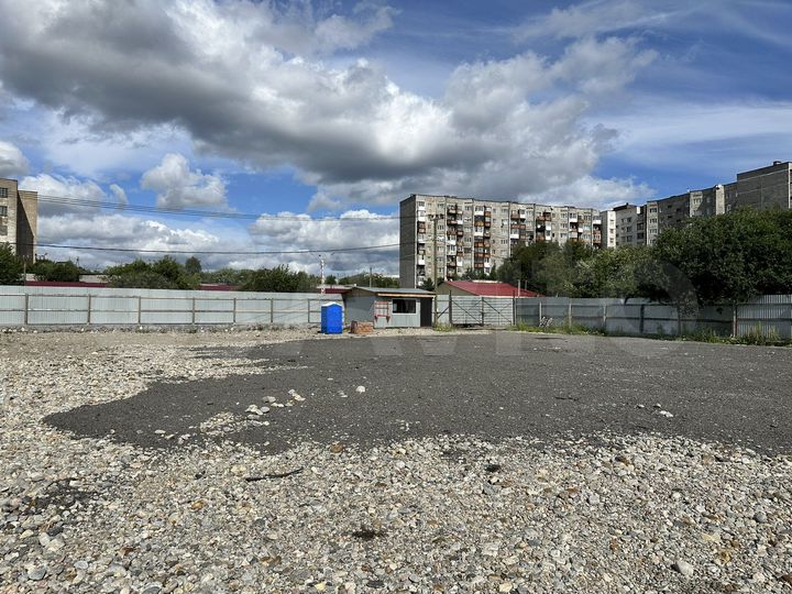 Открытый склад, стоянка 2000 м²