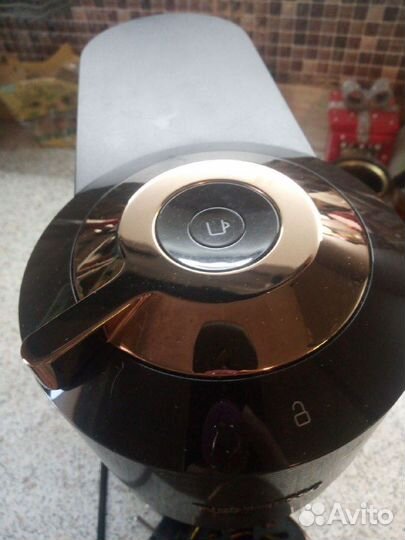 Капсульная кофемашина Nespresso vertuo next