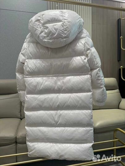 Пуховик Moncler