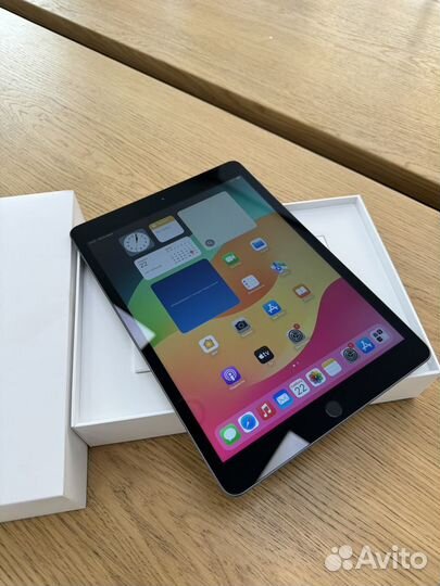 iPad (8-го поколения) 32Gb Wi-Fi Space Gray