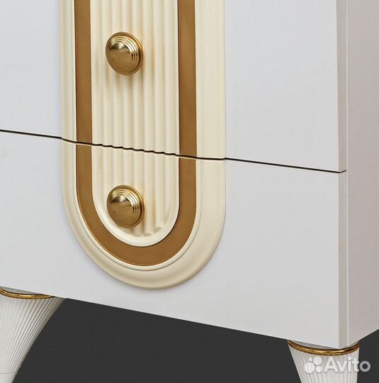 Спальный гарнитур Монреаль (5-ти дверный)