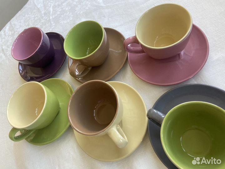 Набор чашек с блюдцами Bergner. 6 пар