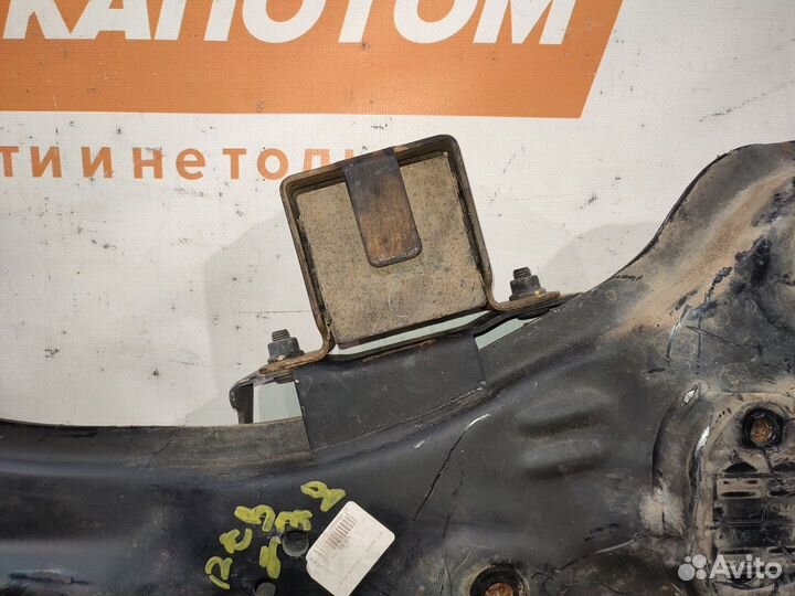 Подрамник Hyundai Santa Fe