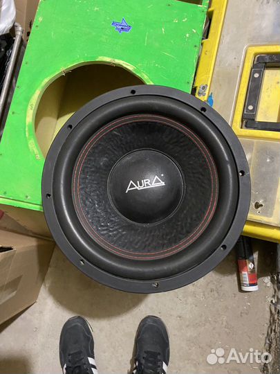 Сабвуфер с коробом