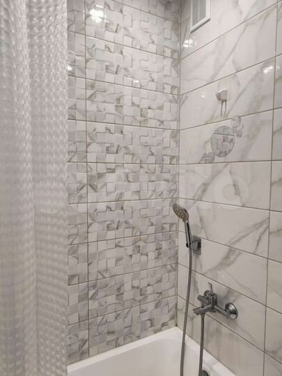 2-к. квартира, 52 м², 1/11 эт.