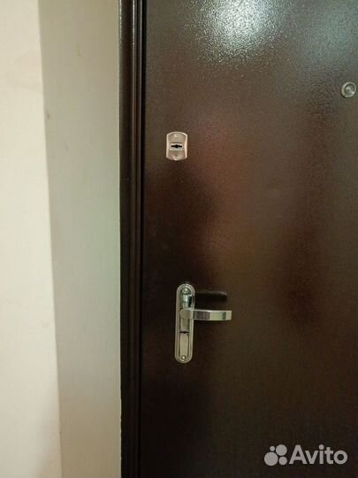 Дверь входная металлическая