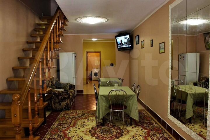 Дом 245 м² на участке 1 сот.