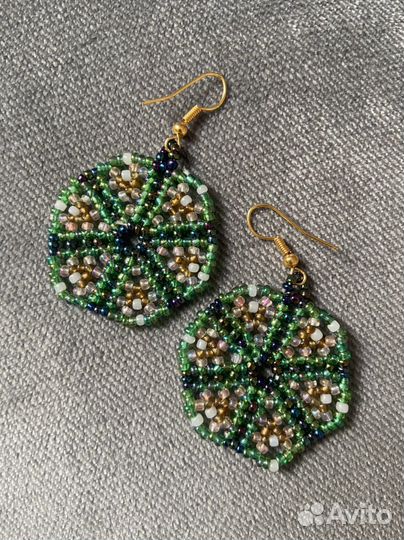 Серьги из бисера