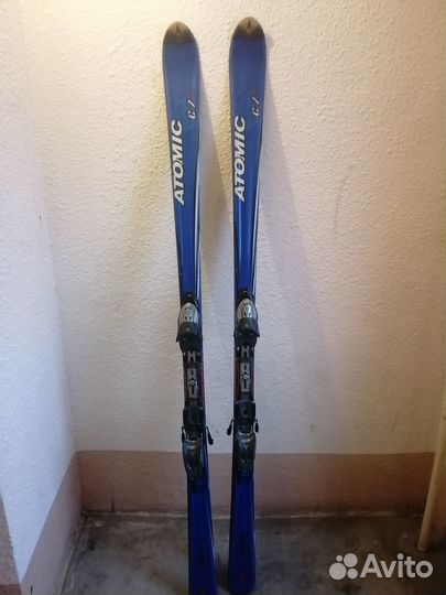 Продам лыжи горные Atomic C:7