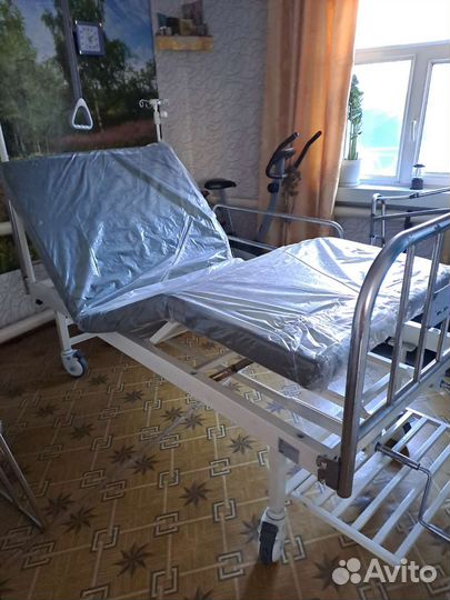 Кровать для лежачих больных бу