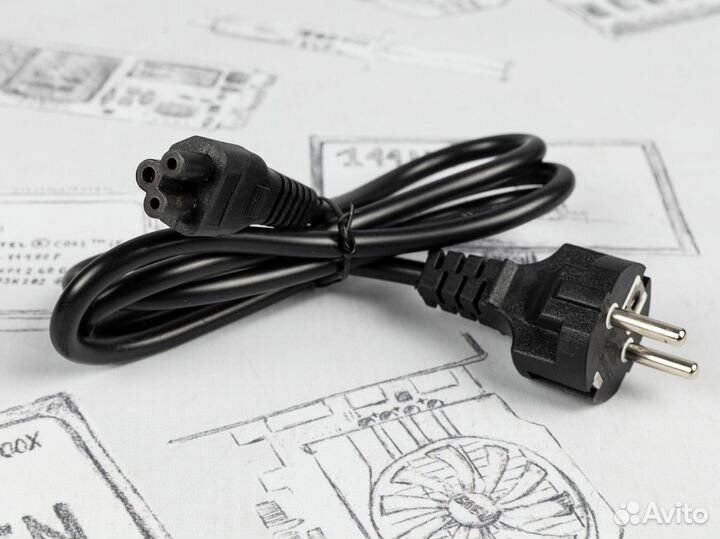 Кабель питания для ноутбуков 220V 3pin