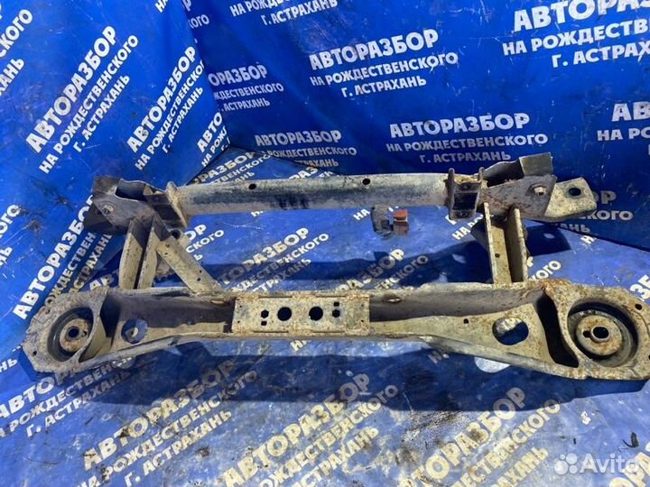 Задний подрамник Ford Focus 2 седан 2007