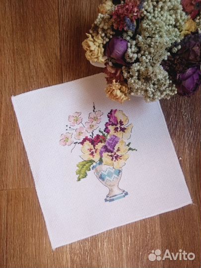 Картина вышитая крестом ручная работа