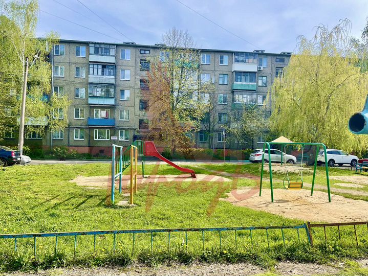 3-к. квартира, 57 м², 1/5 эт.