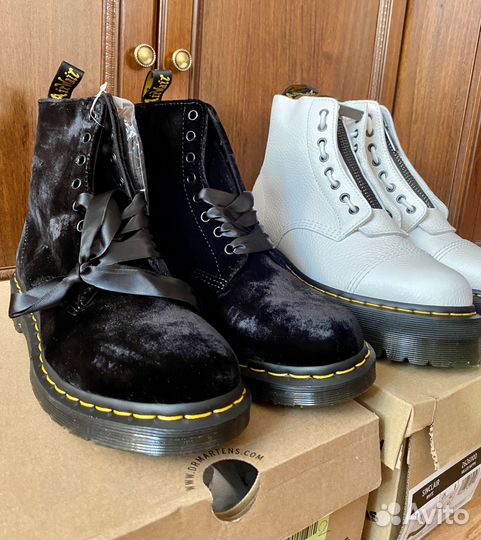 Ботинки Dr. Martens Велюровые Черные Кожаные Белые