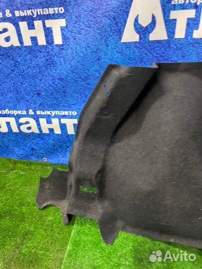 Обшивка багажника правая Nissan Qashqai J10 HR16DE