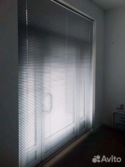 Жалюзи горизонтальные