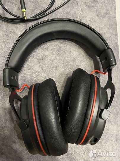 Беспроводные наушники Zet Gaming Black Out