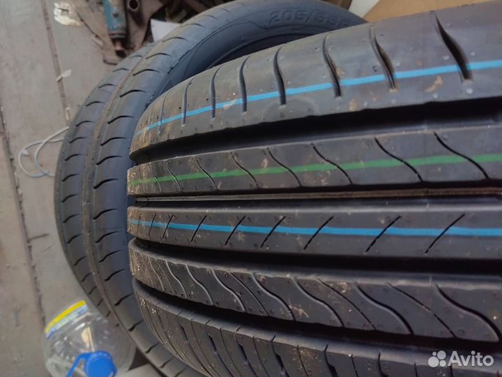 Viatti Strada 2 (V-134) 205/55 R16 91V