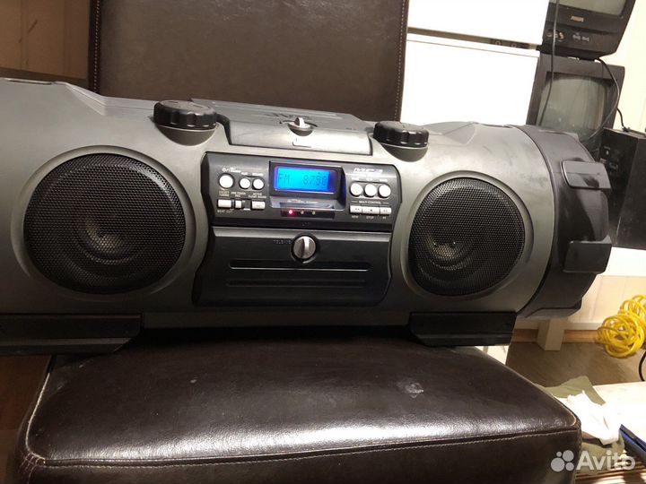 JVC RV-NB1