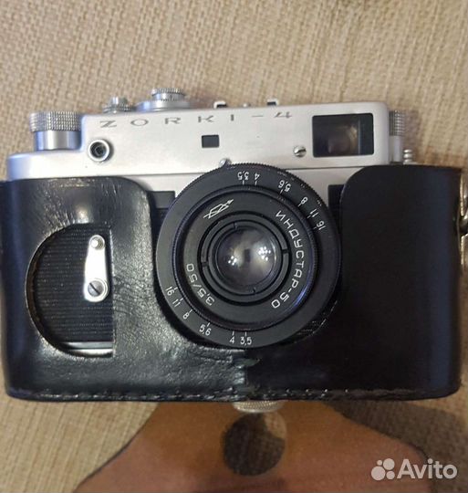 Фотоаппарат Зоркий-4
