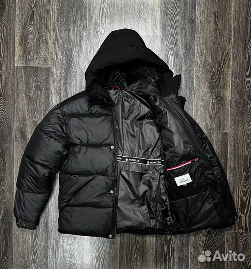 Зимняя куртка Moncler