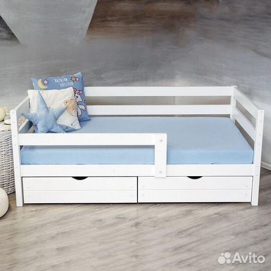 Кроватка софа берёза с бортиком для малыша