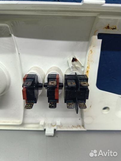 Панель пластик стир.машины indesit WG835TXC