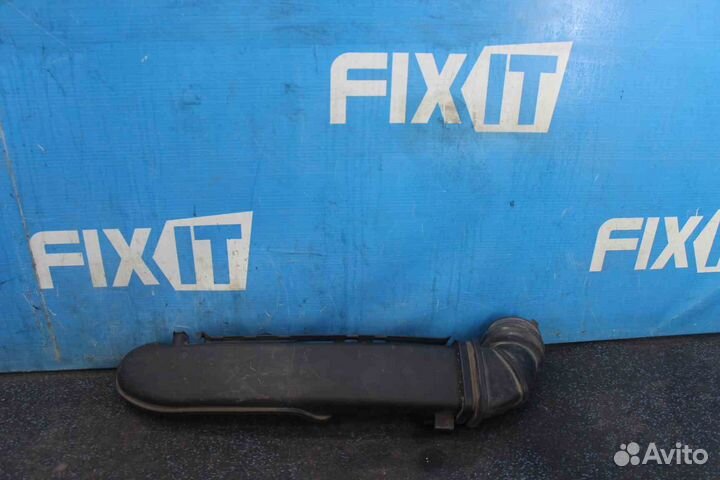 Патрубок воздухозаборника Mercedes-Benz E-Class (М