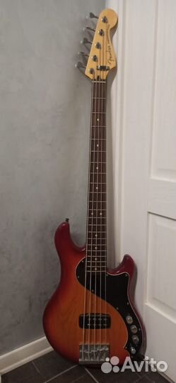 Бас гитара Fender dimension 5 струн