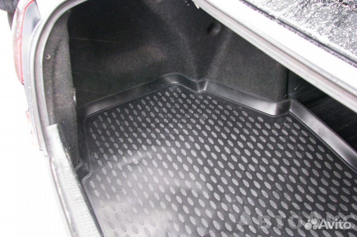 Коврик в багажник на Тойота Марк 2, 2000-2007 Mark