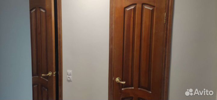 Дверь деревянная бу