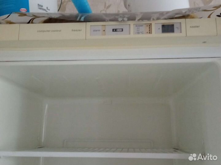 Холодильник на запчасти