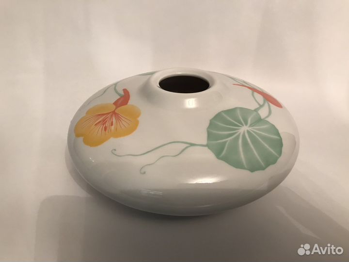 Ваза ифз форма магнолия рисунок настурция Г. Шуляк