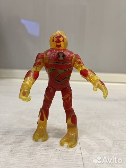 Фигурки из мультфильма Бен Тен с часми омнитрикс