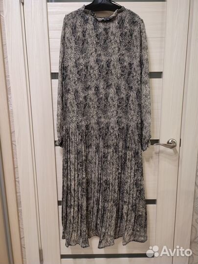Платье женское 46 размер