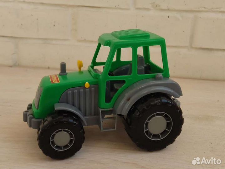 Разные машины игрушечные