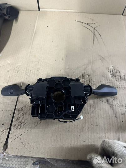 Подрулевой переключатель стрекоза bmw f30 f32 f36