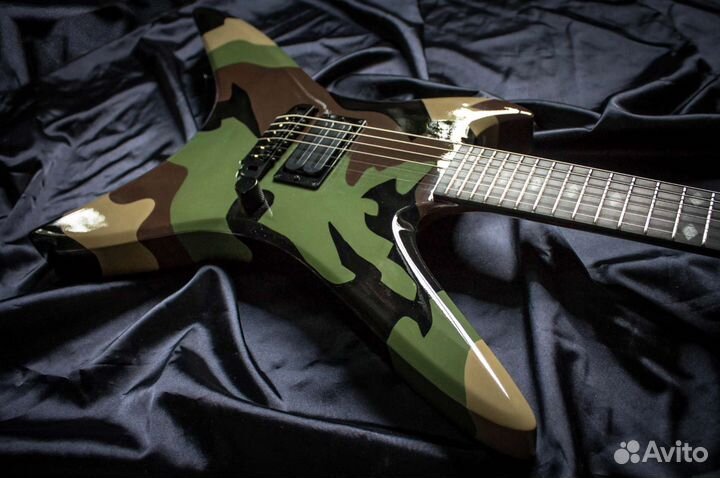 Bc Rich Stealth custom como