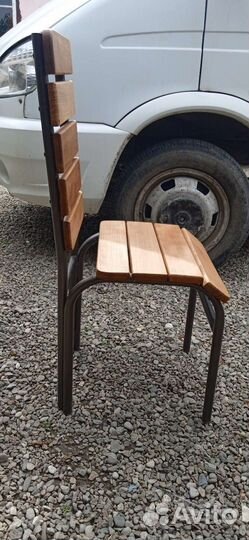 Железные стулья