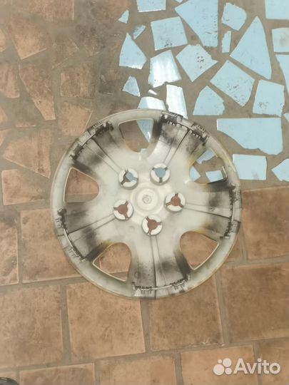 Колпаки на машину