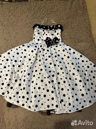 Нарядное платье для девочки