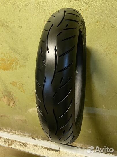 120/70 R17 Metzeler Roadtec Z8 (141)
