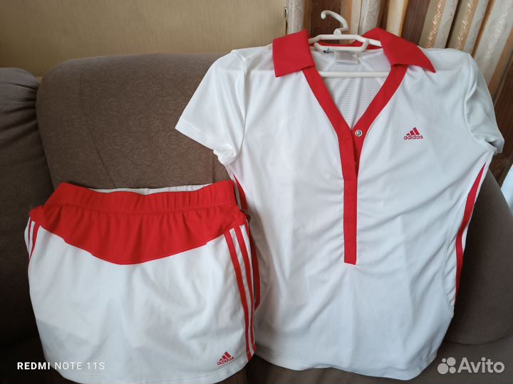 Теннисный костюм женский adidas
